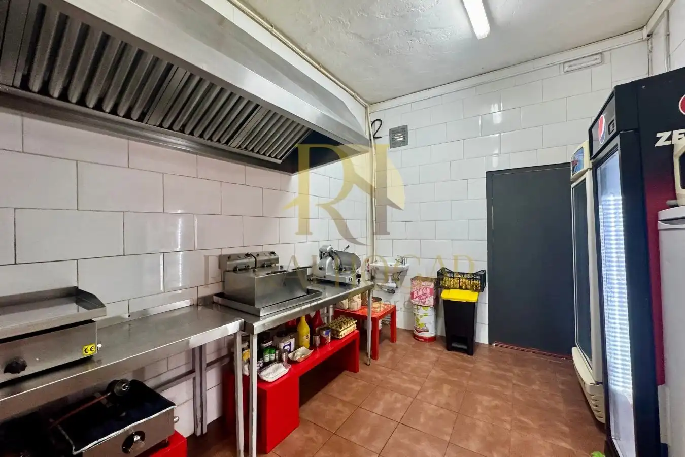 Kitchen of Commercial properties for sale in Villamanín  with Heating, Terrace and Furnished
