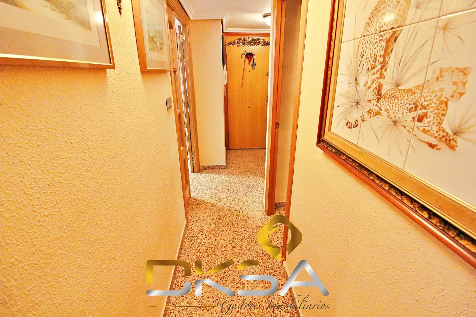 Piso en venta en Castellón de la Plana / Castelló de la Plana con Terraza, Amueblado y Balcón