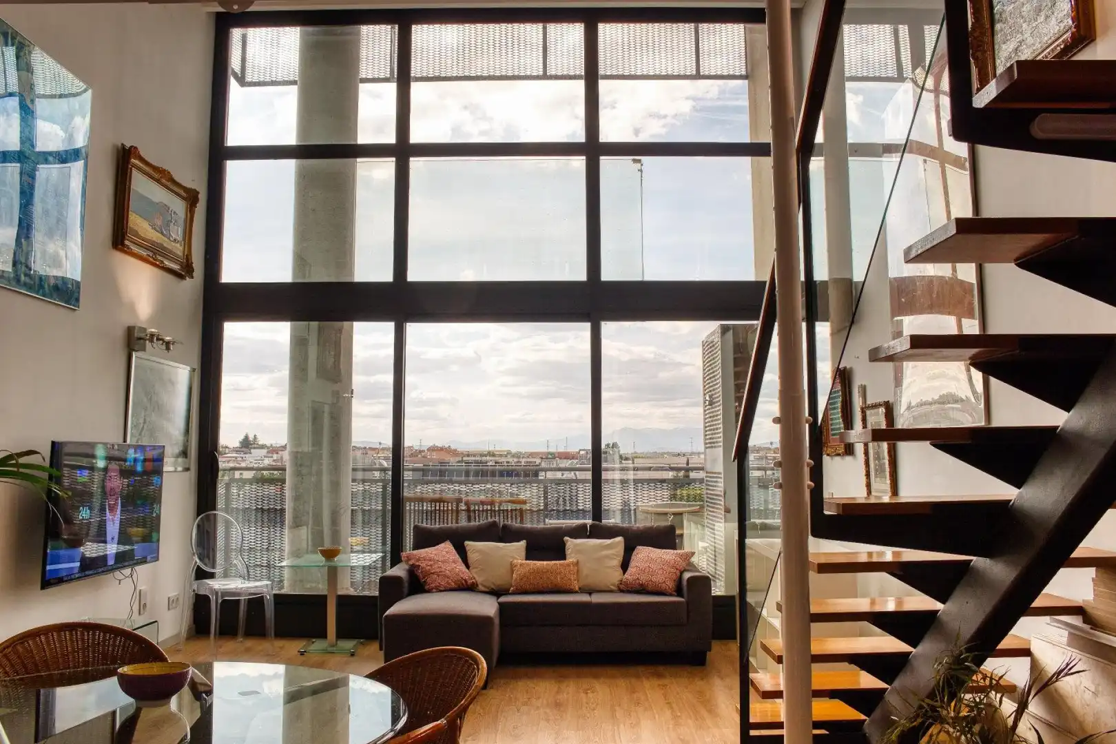 Living room of Flat for sale in San Sebastián de los Reyes  with Air Conditioner, Heating and Terrace