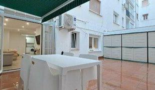 Exterior view of Flat to rent in  Madrid Capital  with Air Conditioner and Terrace