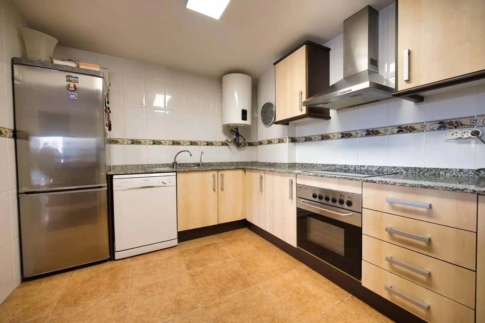 Cocina de Apartamento en venta en El Campello con Aire acondicionado, Terraza y Trastero