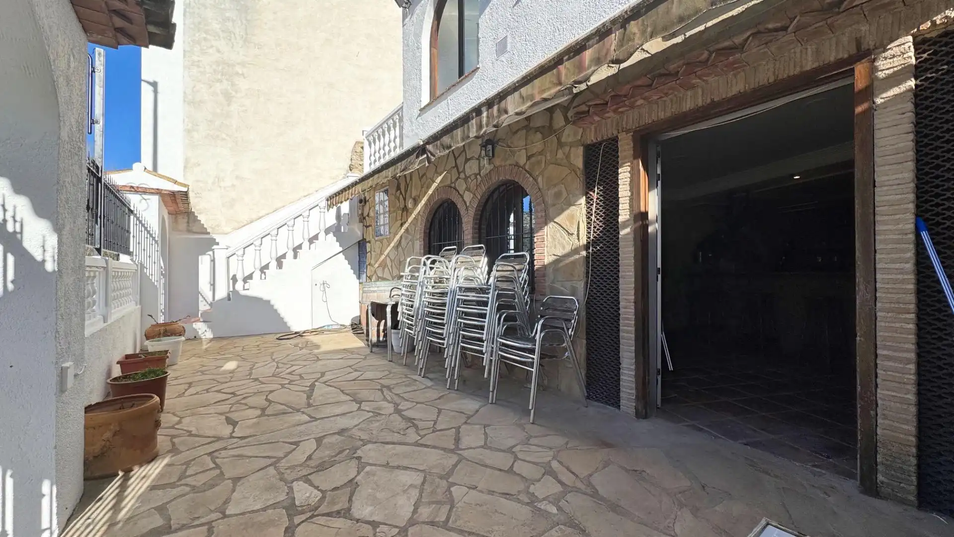 Local en venta en La Vall d'Ebo con Amueblado