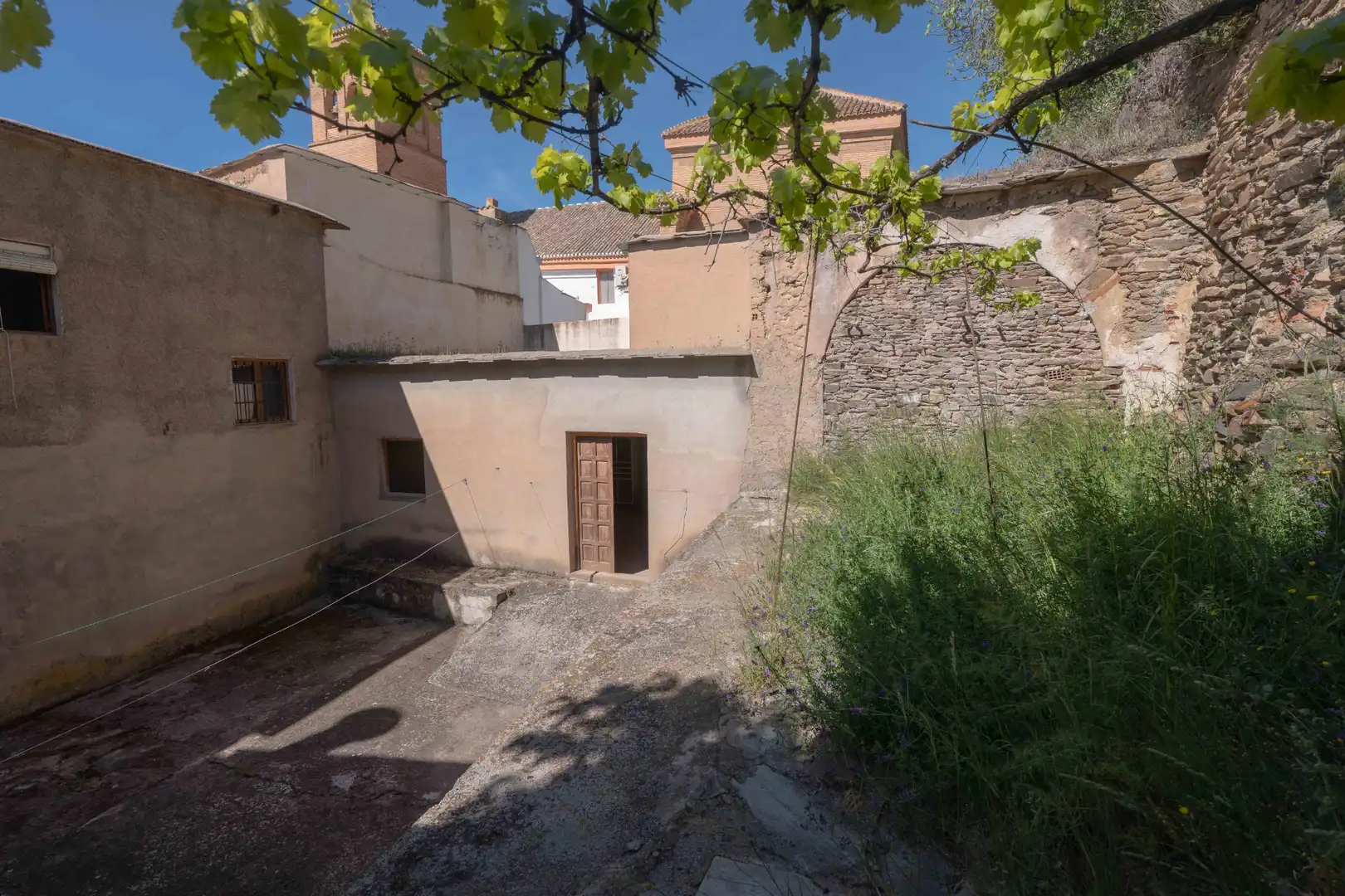 Vista exterior de Casa adosada en venta en Nevada con Amueblado y Balcón