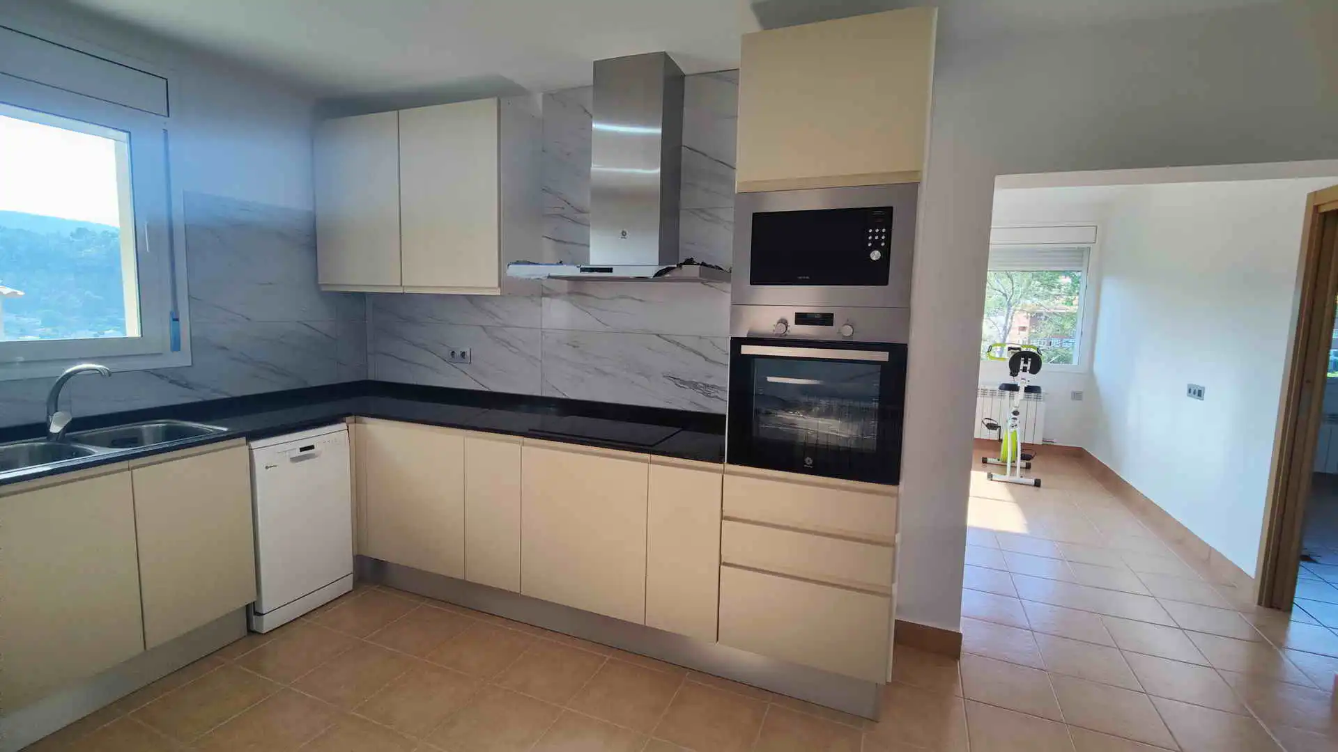 Terraced house to rent in Vallirana, imagen 6