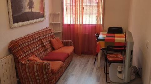 Foto 4 de Piso de alquiler en Ciudad Jardín - Parque Roma, Zaragoza Capital