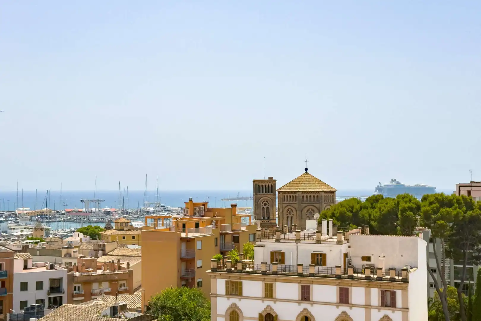 Vista exterior de Pis de lloguer en  Palma de Mallorca amb Aire condicionat, Moblat i Balcó