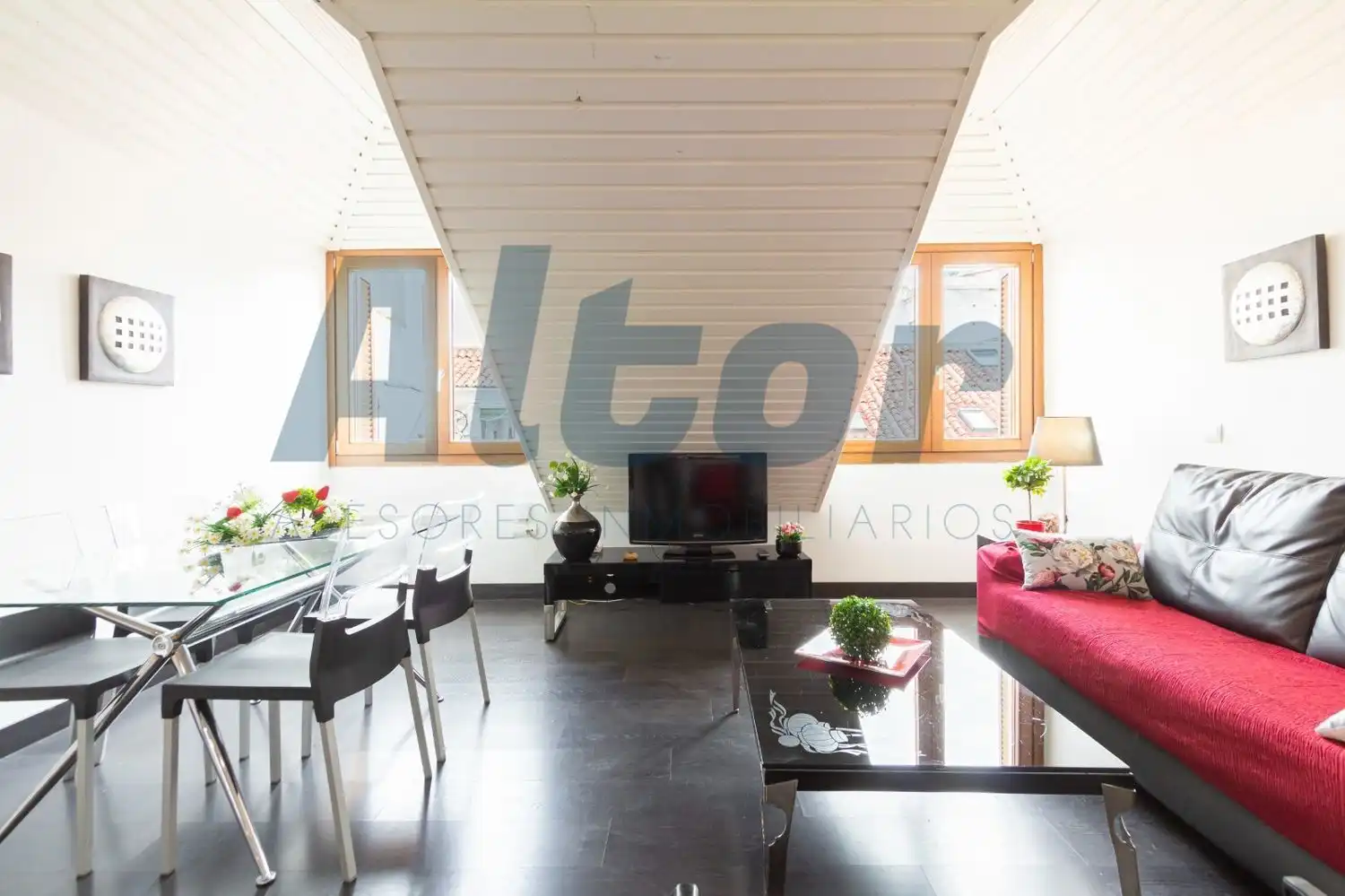 Living room of Attic for rent in Madrid  with Heating, Terrace and Furnished