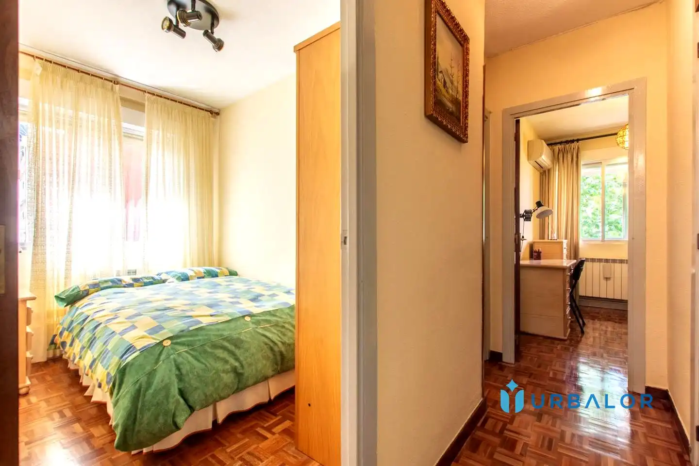 Bedroom of Flat for sale in Alcorcón  with Air Conditioner, Heating and Parquet flooring