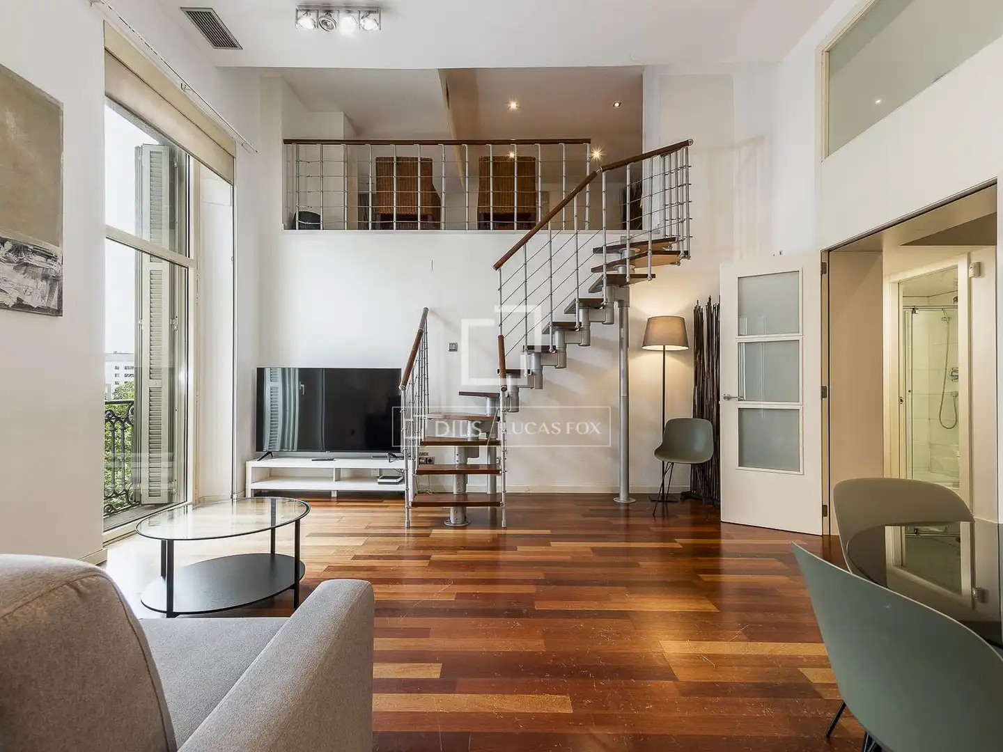 Flat with terrace for sale in Eixample, imagen 2