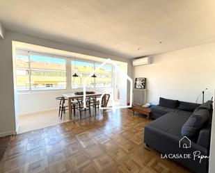 Living room of Flat to rent in  Barcelona Capital  with Air Conditioner, Terrace and Balcony