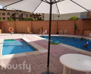 Swimming pool of Flat to rent in  Madrid Capital  with Heating, Parquet flooring and Swimming Pool