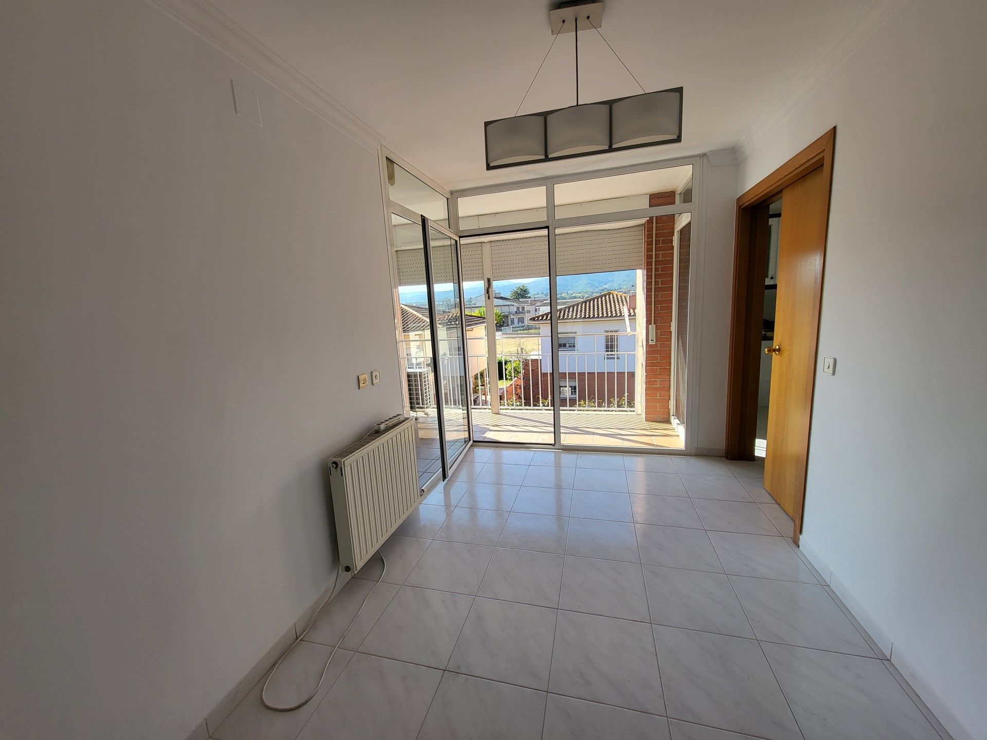 Duplex to rent in Porqueres  with Air Conditioner, Heating and Terrace