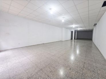 Locale commerciale in vendita a Aspe Centro