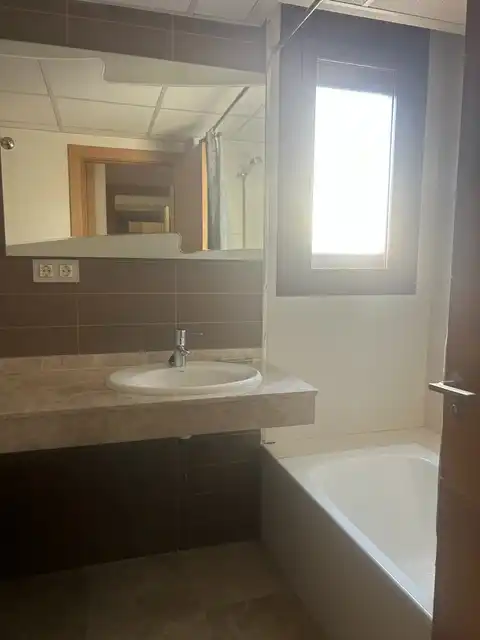 Bathroom of Flat for rent in Córdoba  with Air Conditioner, Heating and Furnished