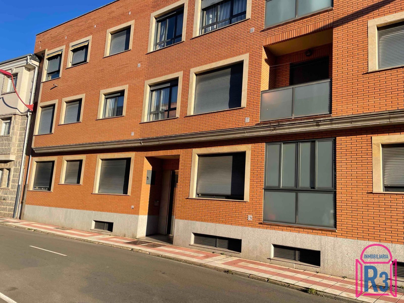 Vista exterior de Apartament en venda en San Andrés del Rabanedo amb Calefacció, Terrassa i Traster