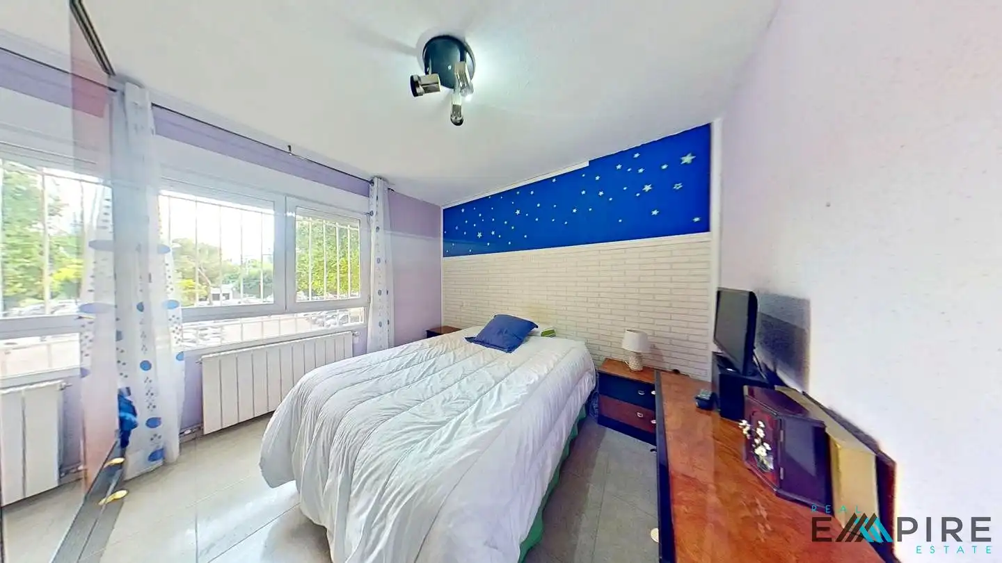 Habitación de Planta baja en venta en Fuenlabrada con Calefacción, Terraza y Trastero
