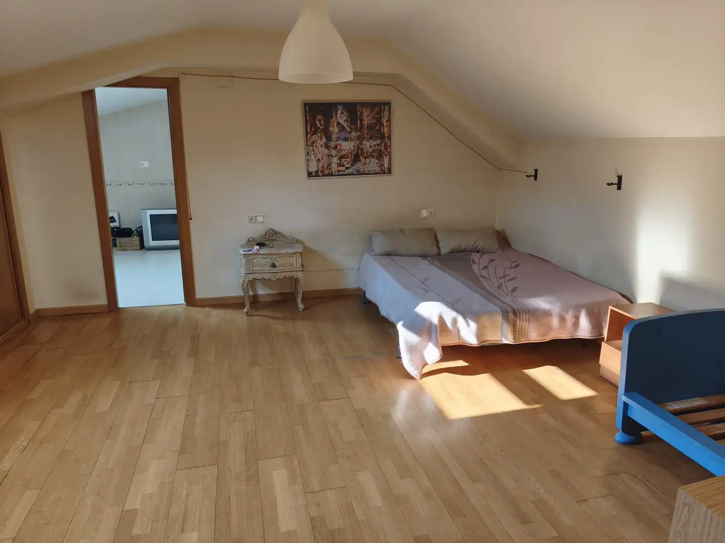 Habitación de Piso en venta en Arévalo con Calefacción, Terraza y Amueblado
