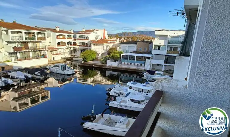 Vista exterior de Apartamento en venta en Empuriabrava con Aire acondicionado, Calefacción y Terraza