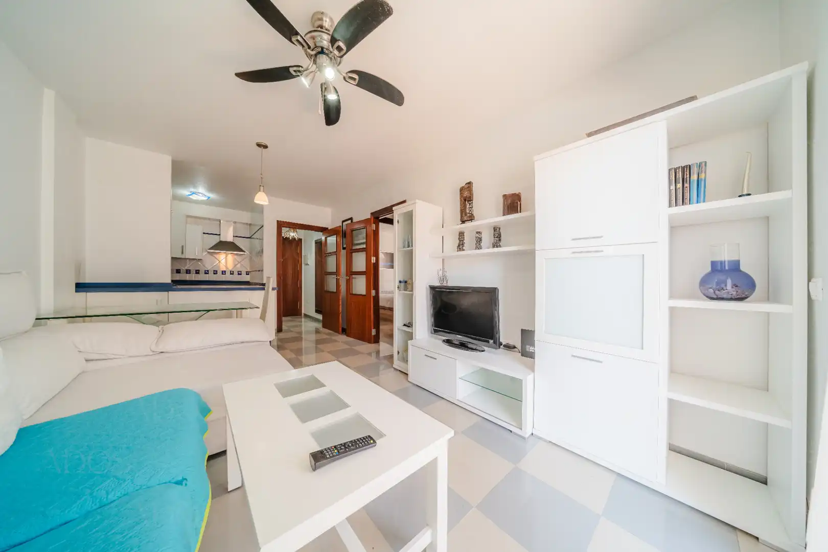 Sala de estar de Piso en venta en Roquetas de Mar con Aire acondicionado, Terraza y Amueblado