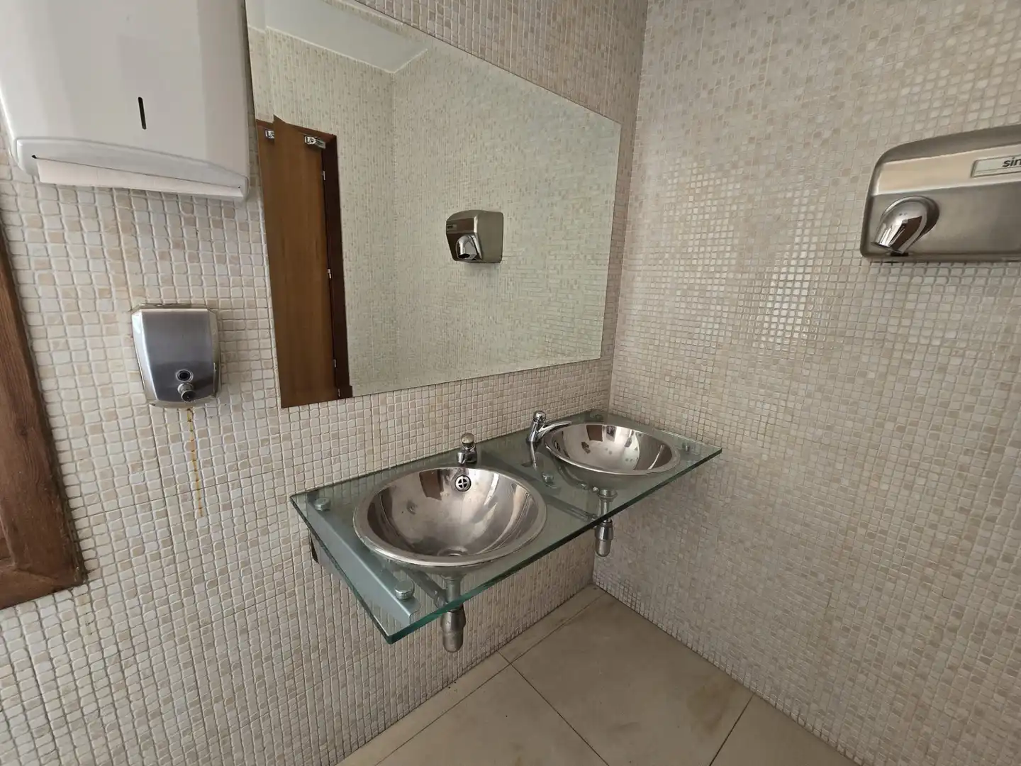 Bathroom of Buildings for sale in Esquivias  with Alarm
