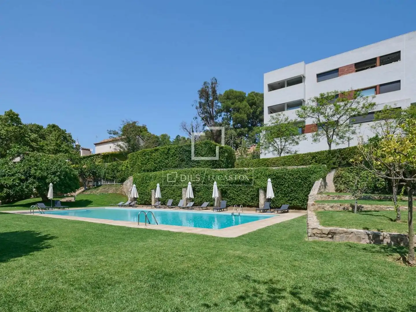 Piscina de Casa o xalet en venda en Alella amb Aire condicionat, Calefacció i Jardí privat