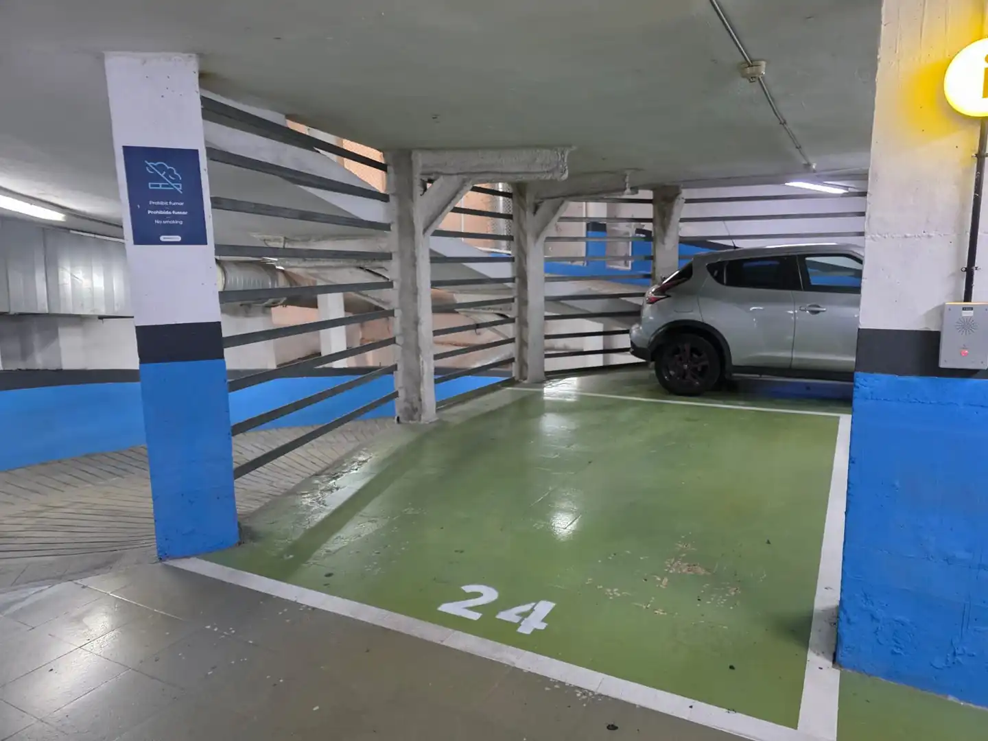Parkplatz von Garage zur Miete in Barcelona