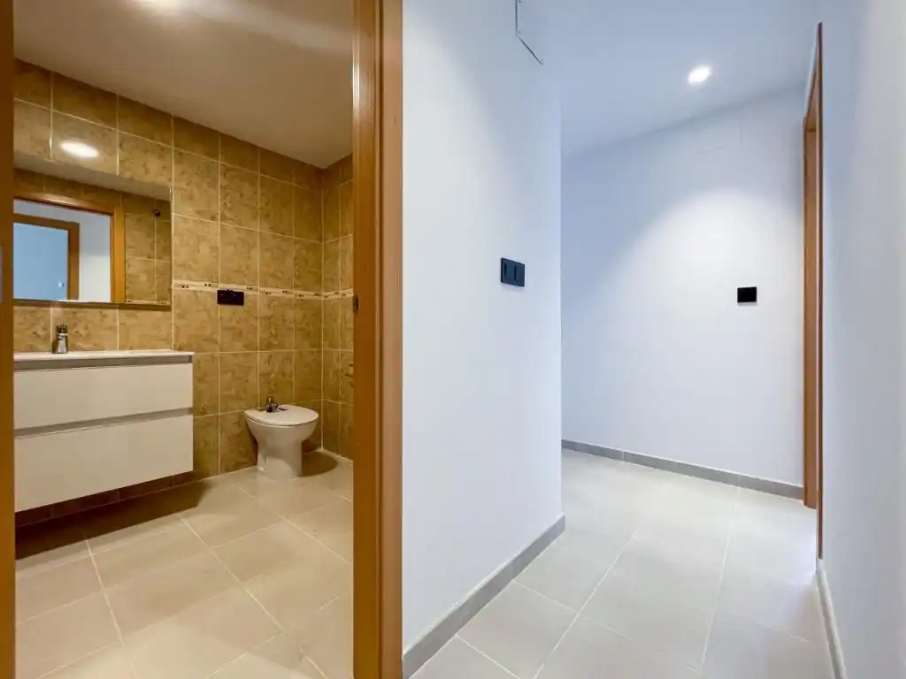 Bathroom of Attic for sale in La Vall d'Uixó  with Air Conditioner, Heating and Terrace