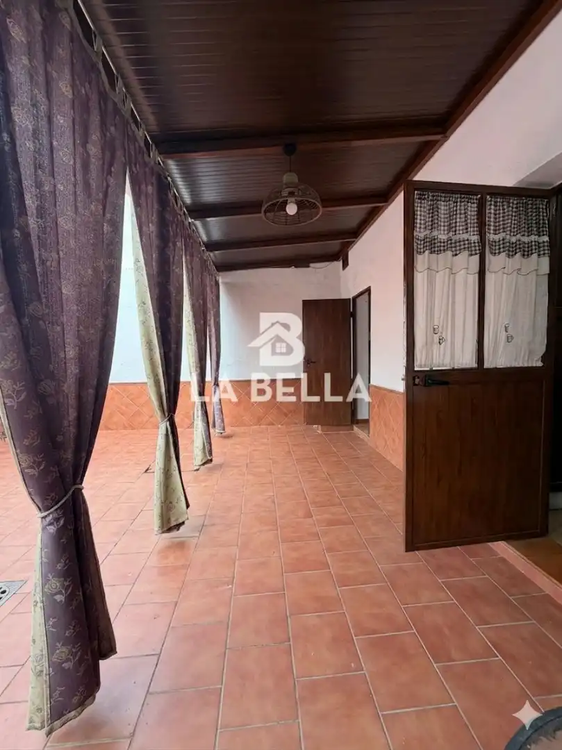Casa o xalet en venda en Umbrete amb Aire condicionat, Traster i Moblat