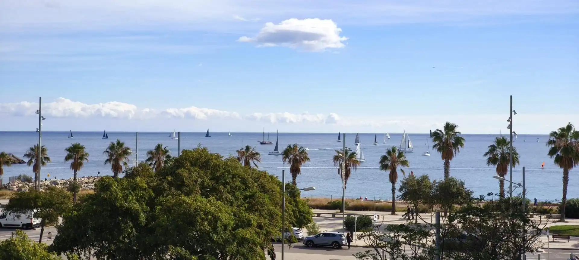 Außenansicht von Wohnung zum Verkauf in Badalona mit Klimaanlage, Heizung und Parkett
