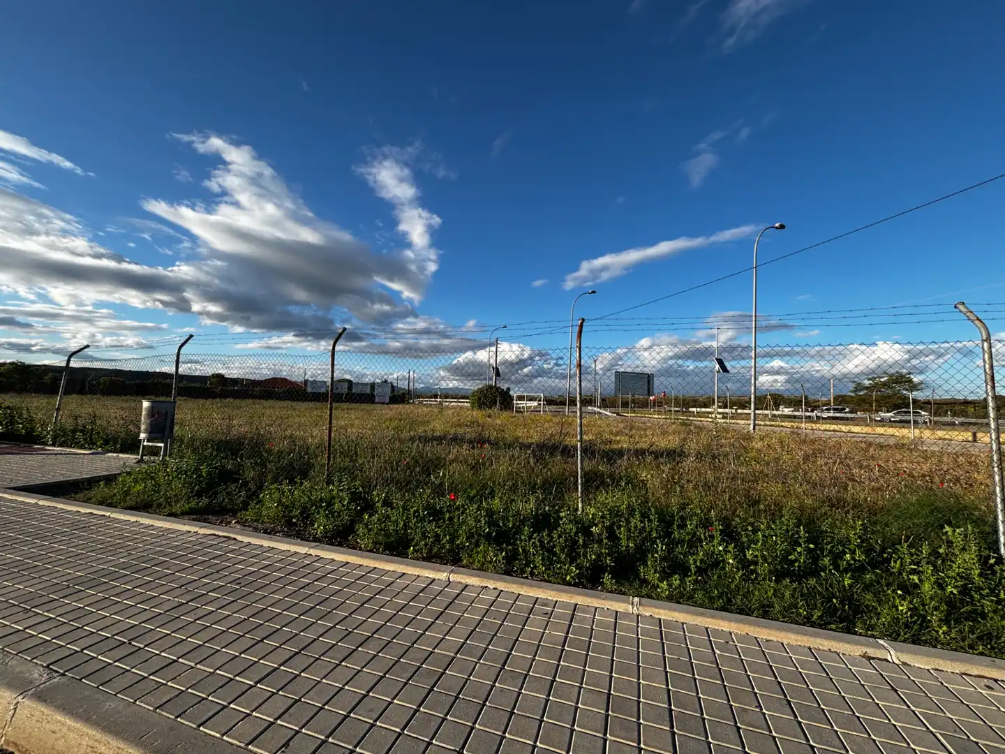 Rustikales Grundstück zum Verkauf in Talamanca de Jarama, imagen 2