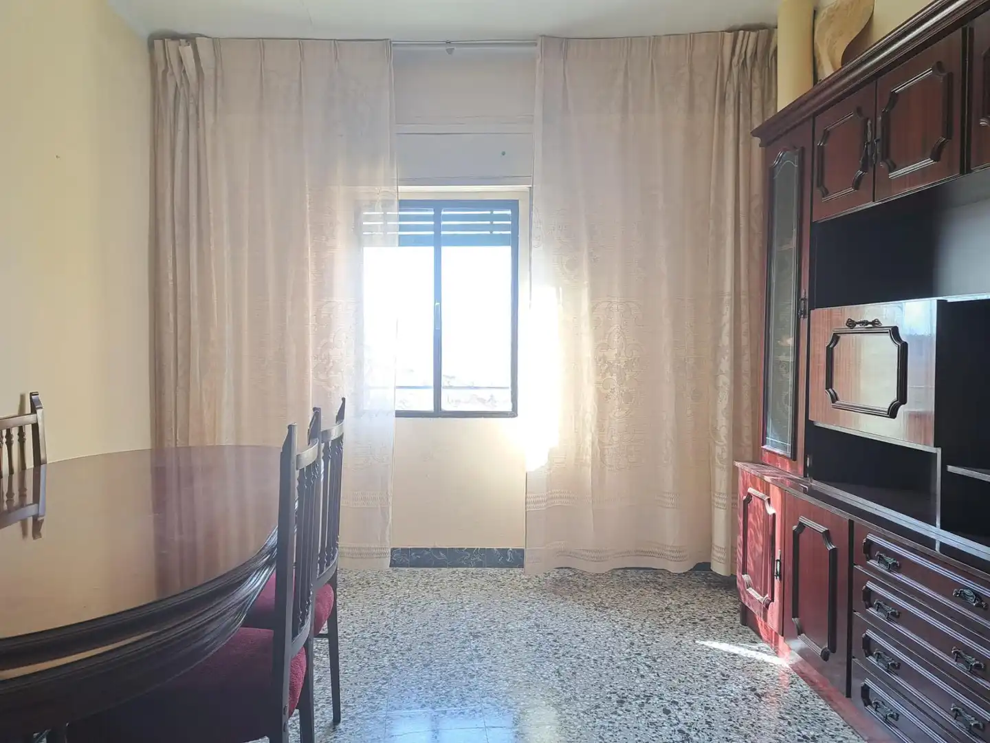 Comedor de Casa adosada en venta en Requena con Trastero