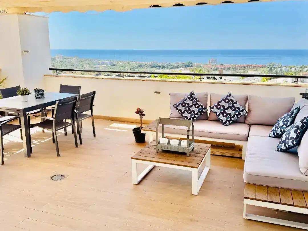 Terraza de Dúplex en venta en Marbella con Aire acondicionado, Terraza y Piscina