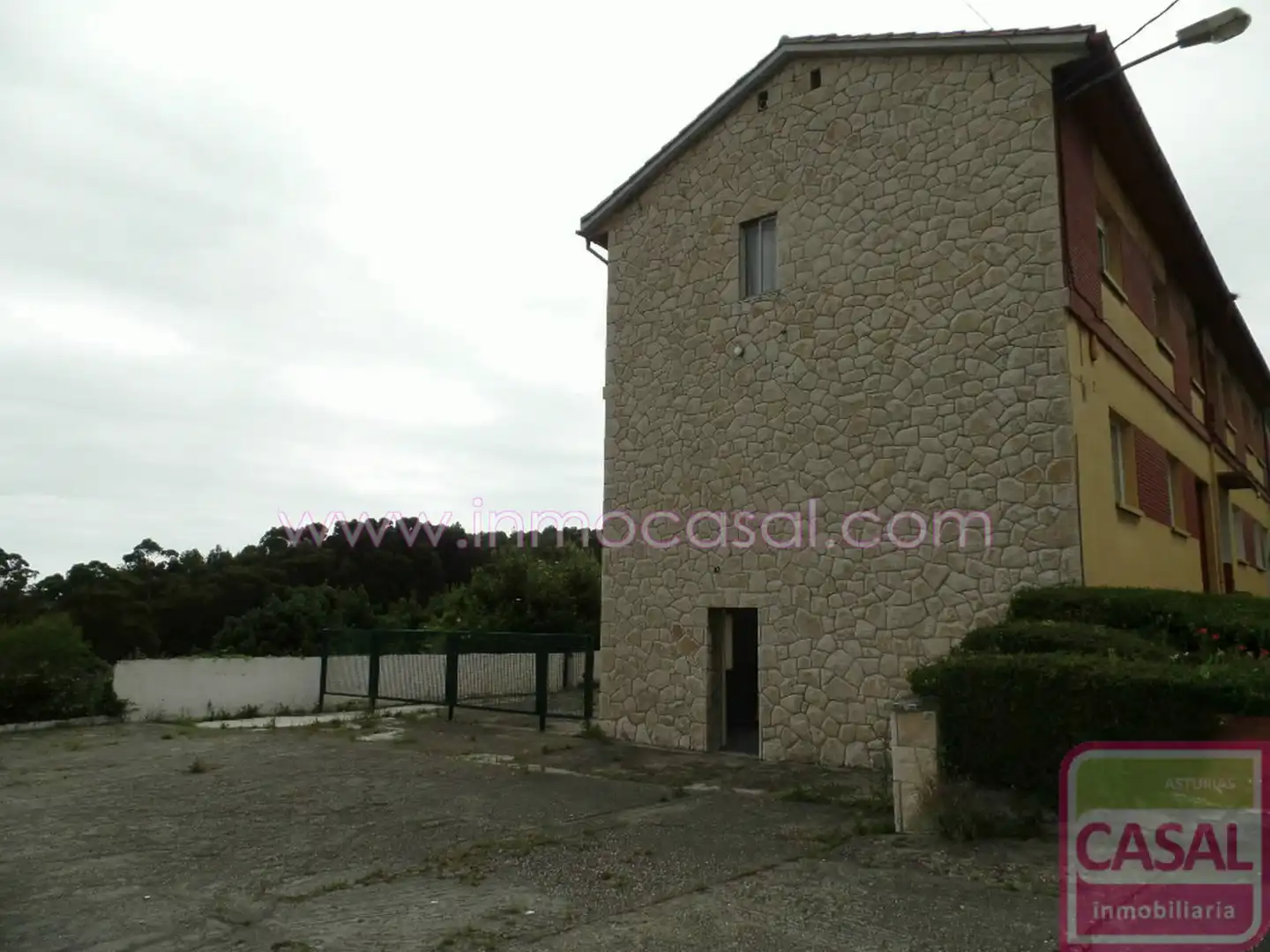 Vista exterior de Casa o chalet en venta en Gozón con Calefacción