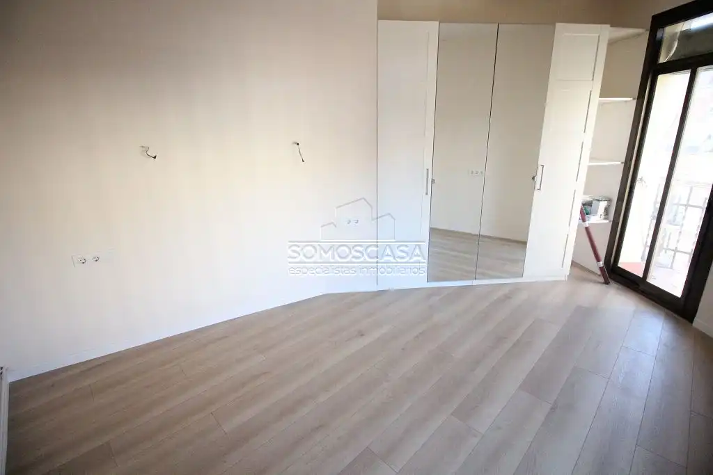 Piso con terraza en venta en Plaça de la Sagrada Família, imagen 10