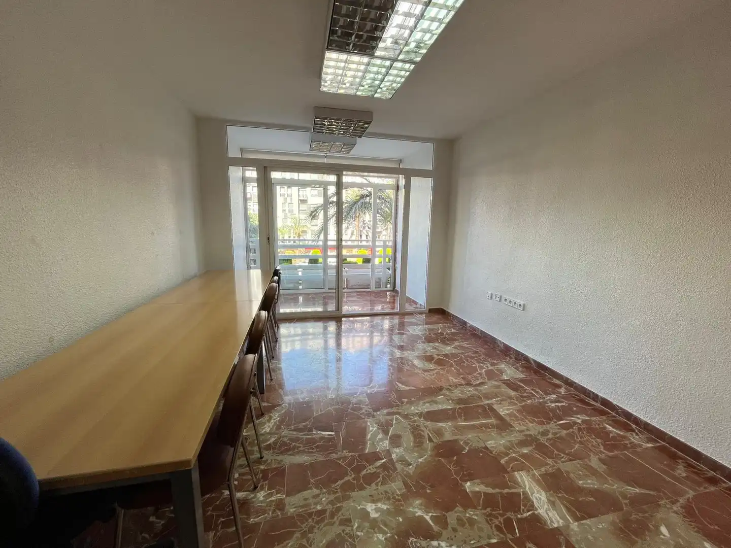 Oficina de lloguer en Cartagena amb Aire condicionat, Calefacció i Balcó