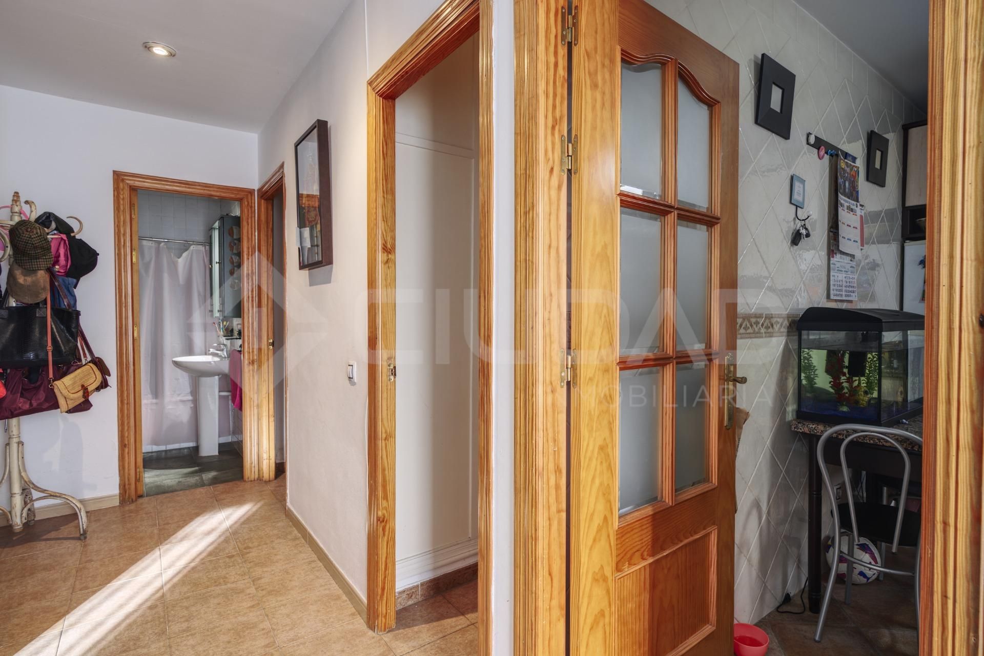 Flat for sale in Gelves  with Air Conditioner
