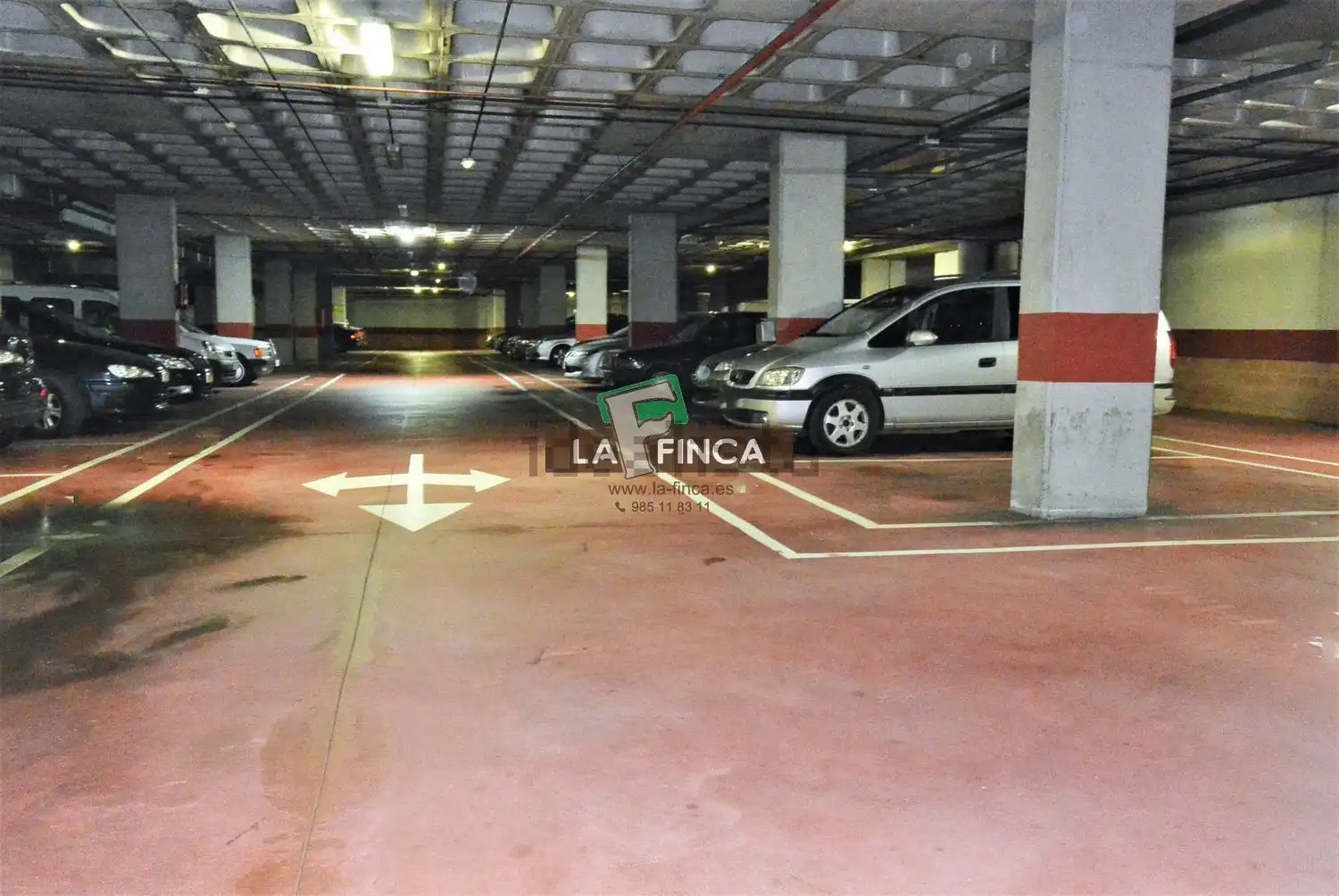 Parking de Garaje en venta en Oviedo 