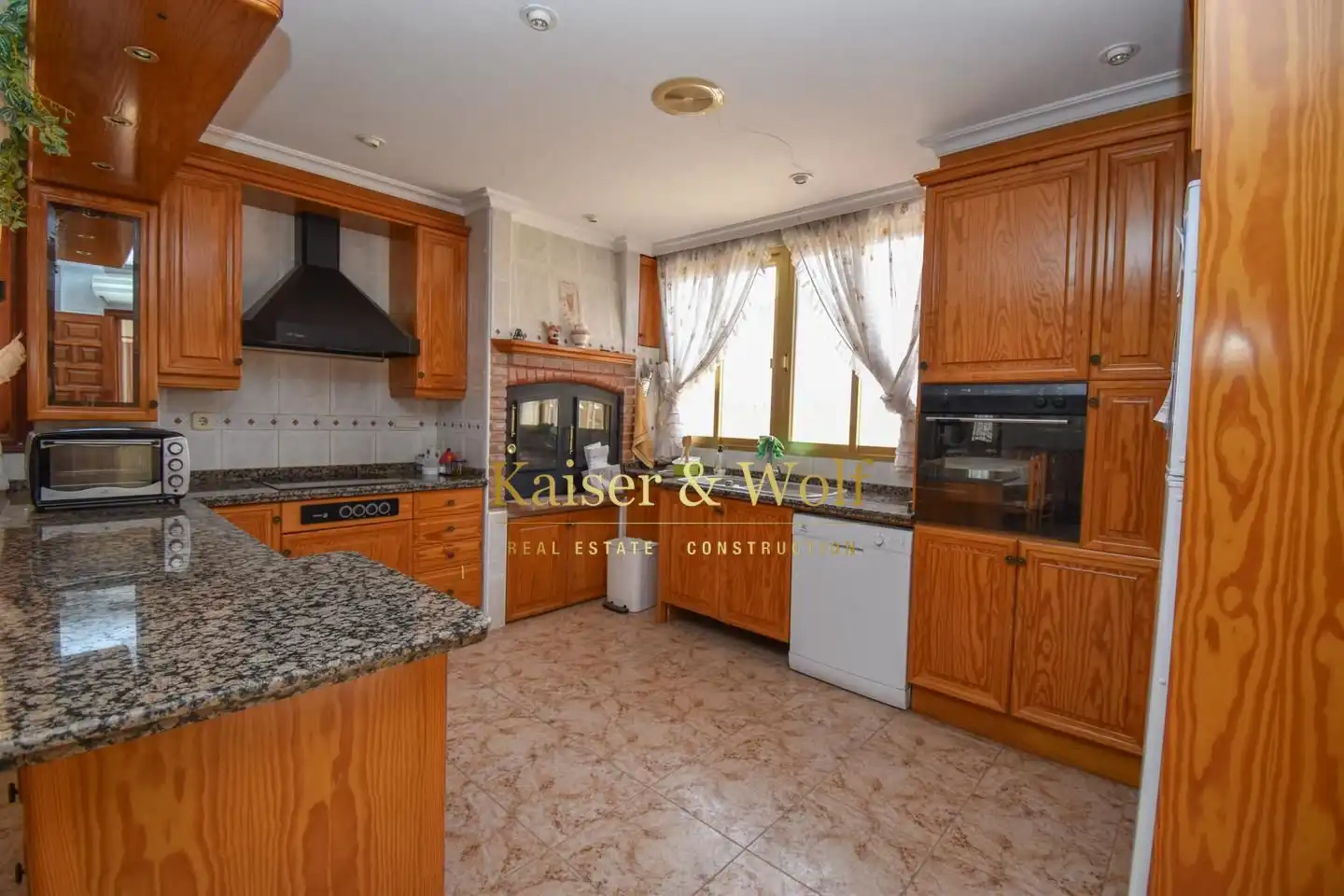 Cocina de Casa o chalet en venta en Crevillent con Aire acondicionado, Jardín privado y Terraza