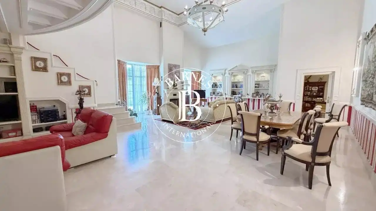 Sala de estar de Piso en venta en Quintanar de la Orden con Aire acondicionado, Calefacción y Jardín privado
