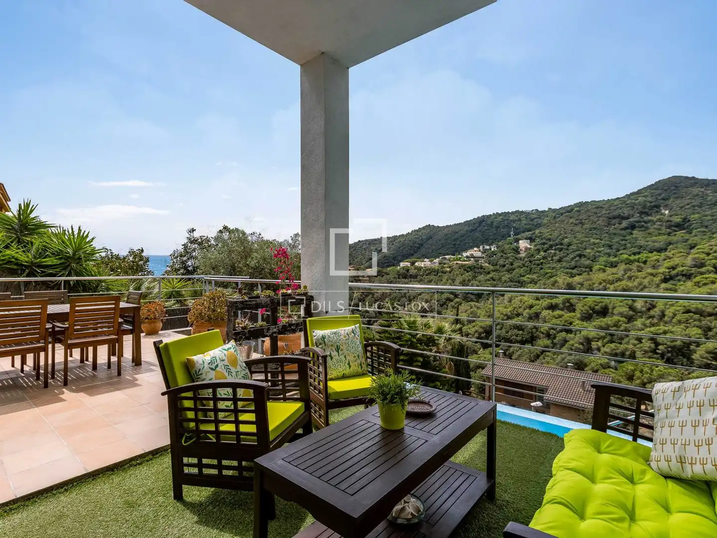 Villa con terrazza in vendita a Alella