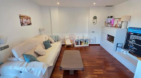 Foto 2 de Dúplex en venda a Sant Esteve Sesrovires, Barcelona