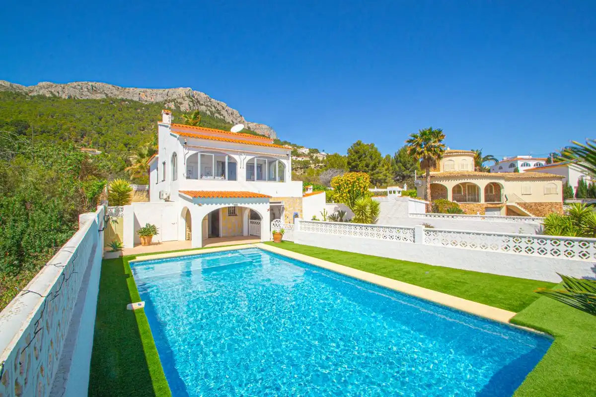 Exterior view of Houses for sale in Calpe / Calp  with Air Conditioner, Heating and Private garden