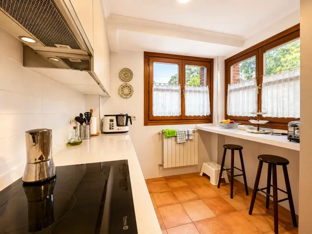 Cocina de Casa o chalet en venta en Ribadedeva con Calefacción, Jardín privado y Terraza