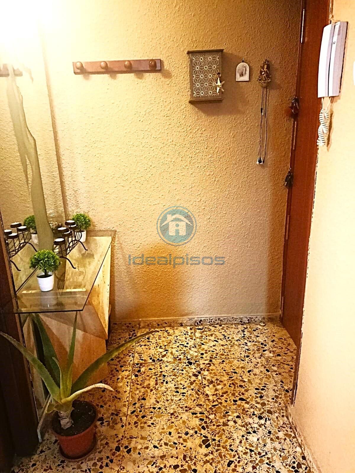 Piso en venta en Alicante / Alacant