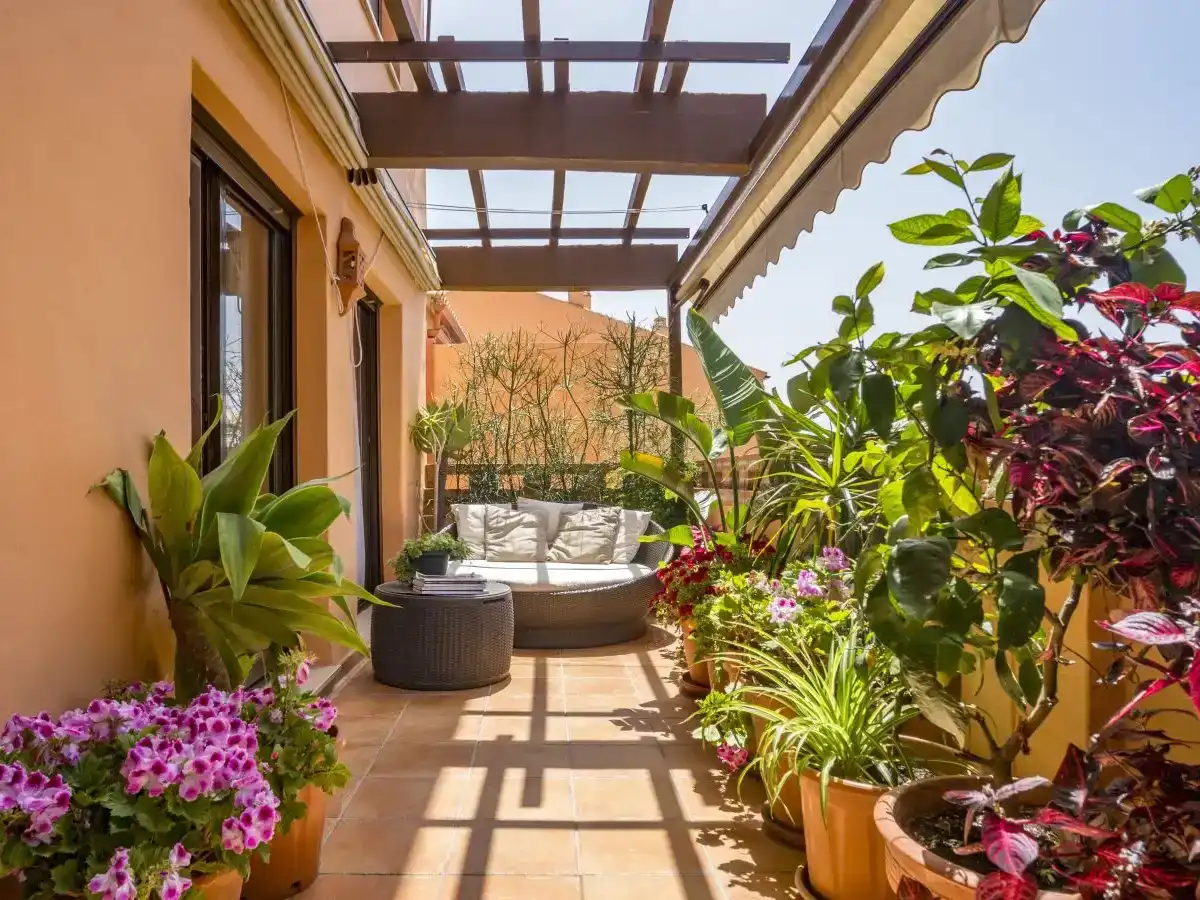 Terrassa de Apartament en venda en Marbella amb Aire condicionat i Piscina
