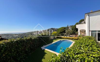 Jardí de Casa o xalet en venda en Sant Cebrià de Vallalta amb Terrassa i Piscina