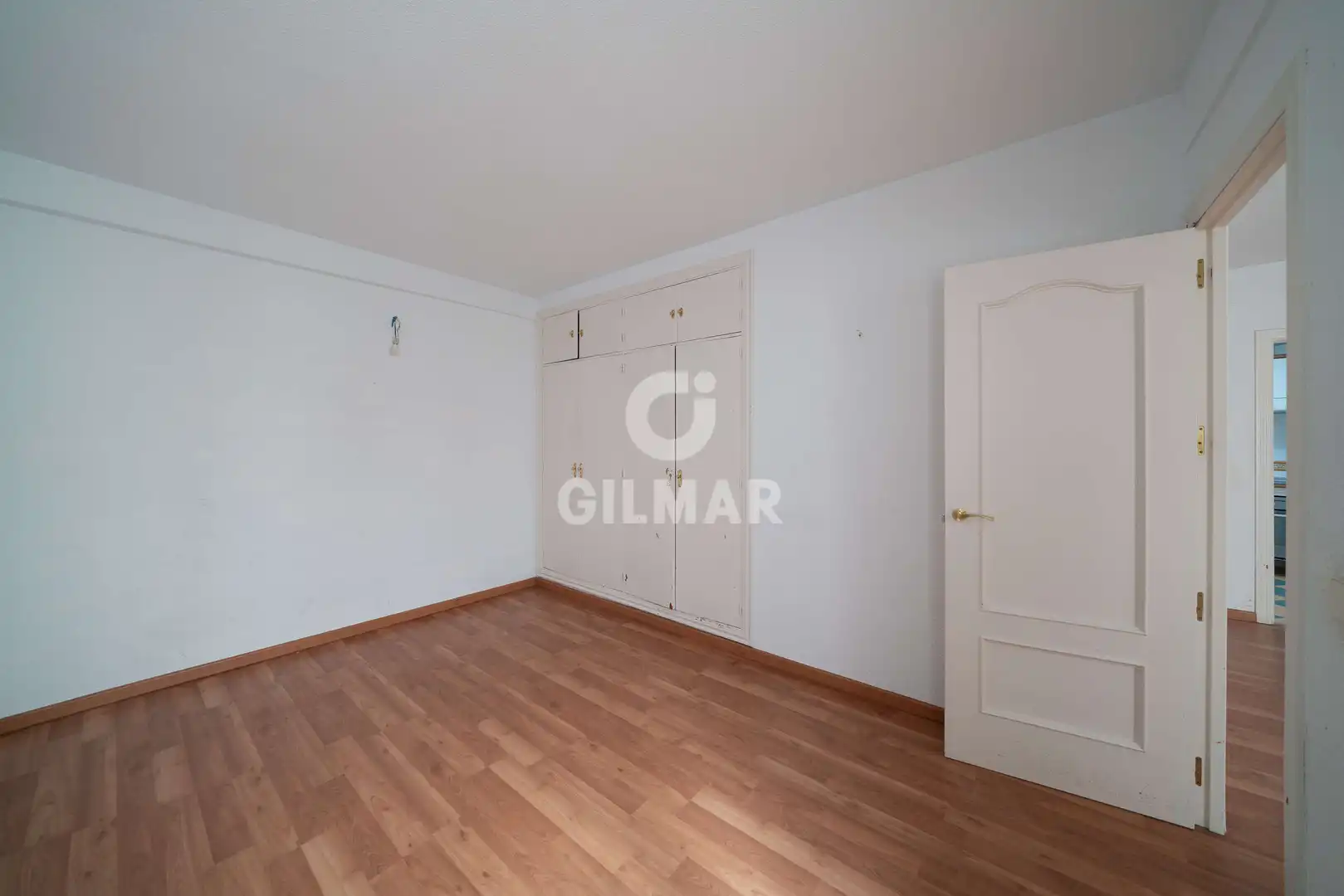 Habitación de Piso en venta en Madrid con Calefacción
