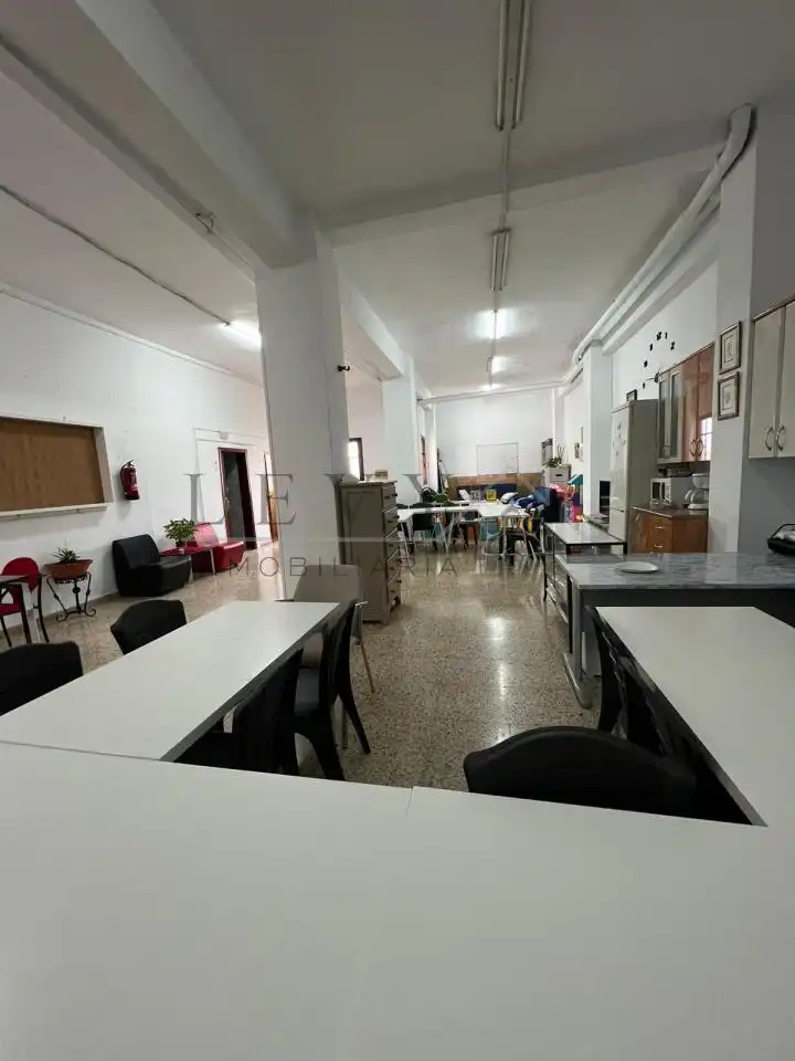 Gewerbefläche zum Verkauf in Centro, imagen 2