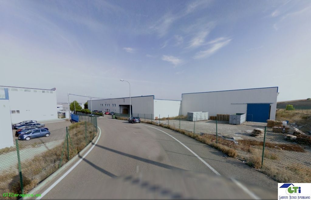 Vista exterior de Nau industrial en venda en San Mateo de Gállego