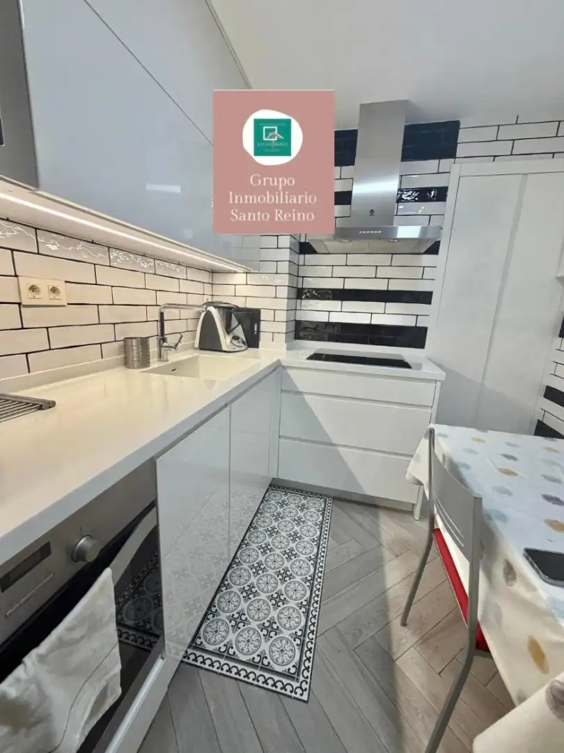Cocina de Piso en venta en Jaén con Aire acondicionado, Trastero y Amueblado
